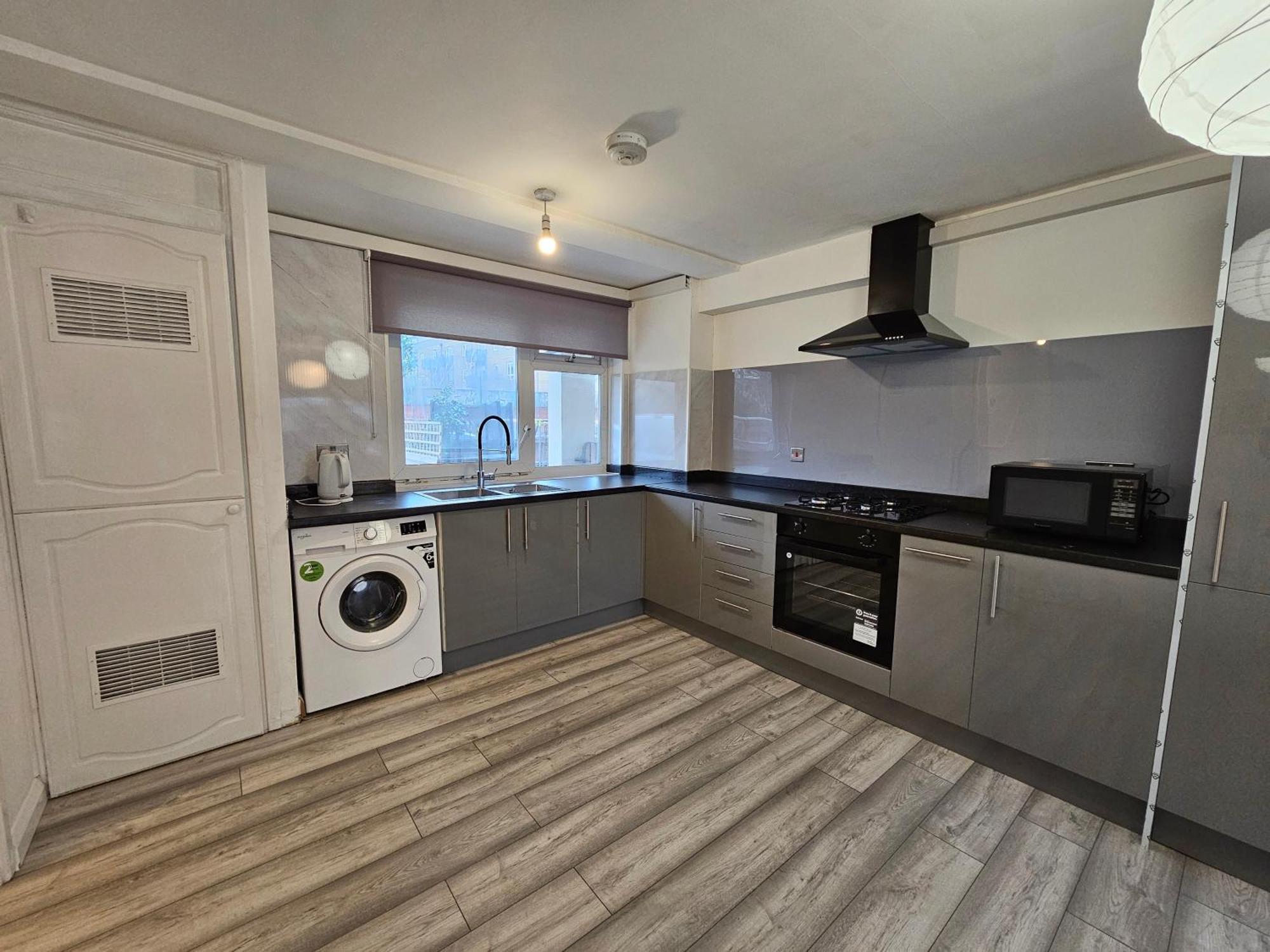 London Mile End Rooms Exterior photo